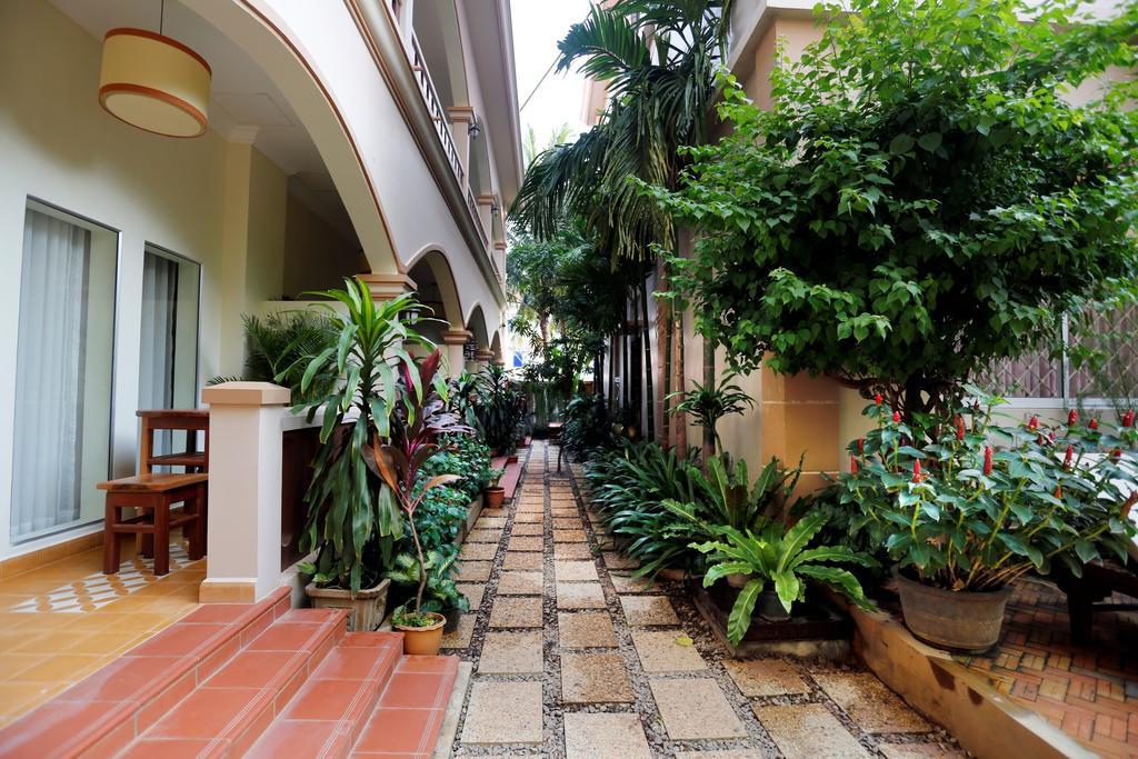 Forest King Hotel Siem Reap Ngoại thất bức ảnh